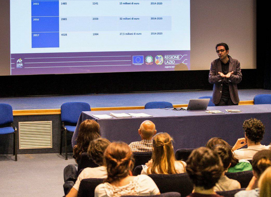 Claudio Novembre presenta "Torno Subito 2018" agli allievi del CSC