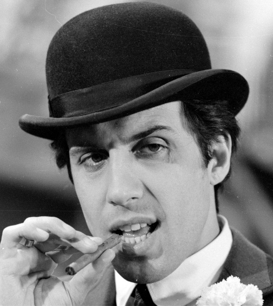 Adriano Celentano in "Er più. Storia d'amore e di coltello" di Sergio Corbucci (1971)