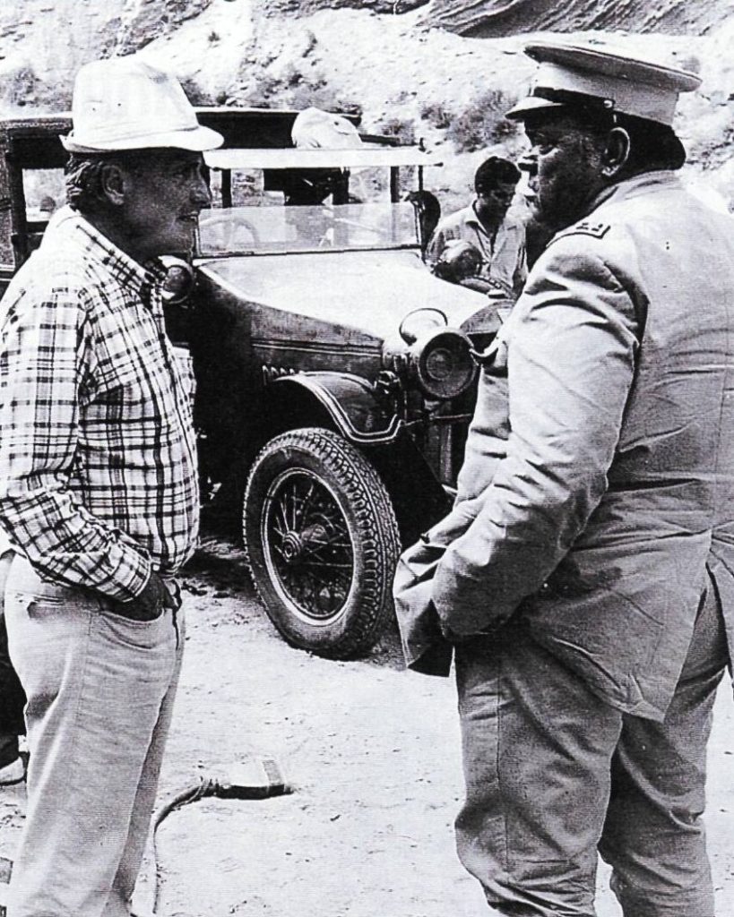 Giulio Petroni e Orson Welles sul set spagnolo di "Tetepa" (1969)