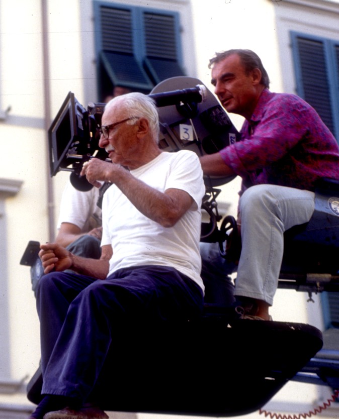 Mario Monicelli sul set di "Cari fottutissimi amici" (1994)
