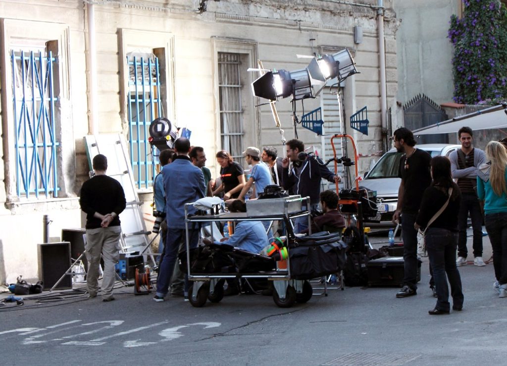 Un momento del set di "Il sud è niente" dell'ex allievo Fabio Mollo (2013)