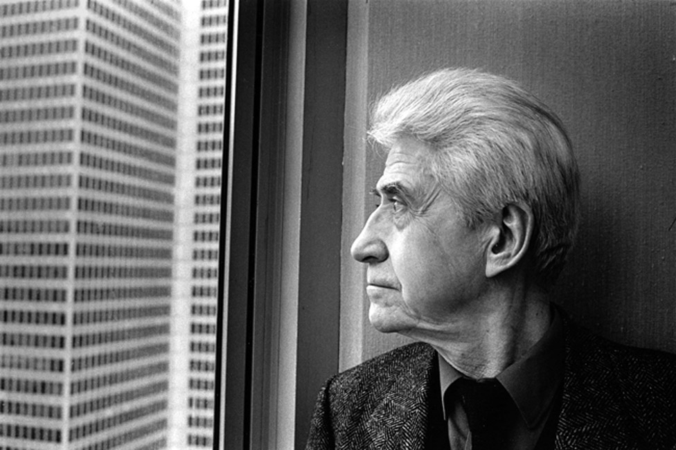 Il regista Alain Resnais