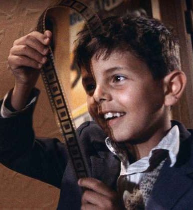 "Nuovo cinema Paradiso" di Giuseppe Tornatore
