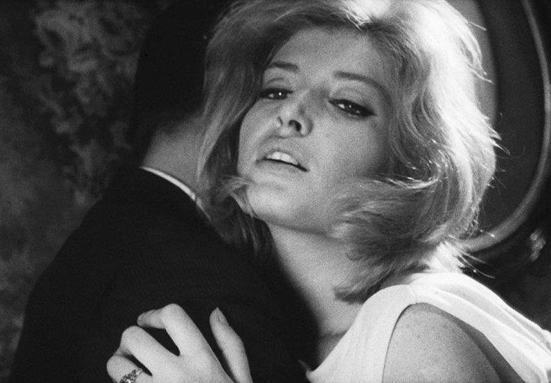 Monica Vitti in "L'eclisse" di Michelangelo Antonioni (1962)