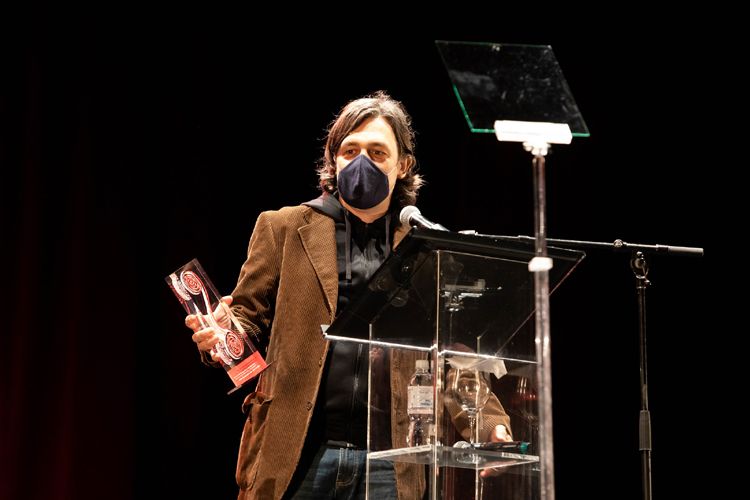 César Meneghetti, ex allievo CSC, vince il premio della critica come Miglior film Brasiliano con il suo "Glauber, Claro"