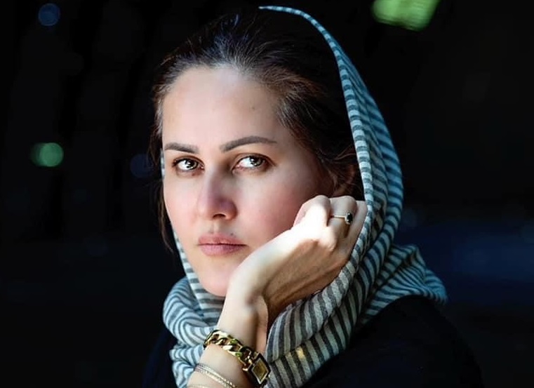 La cineasta afghana Sahraa Karimi