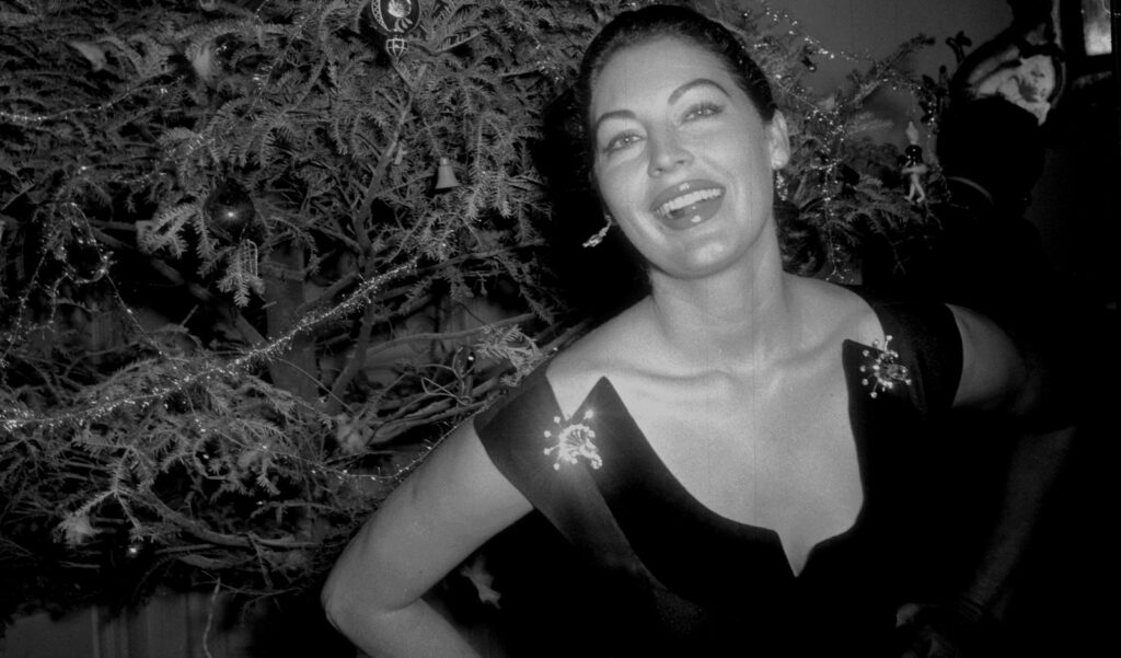 Ava Gardner sul set de La contessa scalza. Archivio Fotografico Cineteca Nazionale